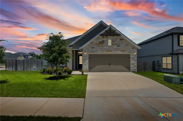 215 Cabiness Drive, Salado, TX 76571