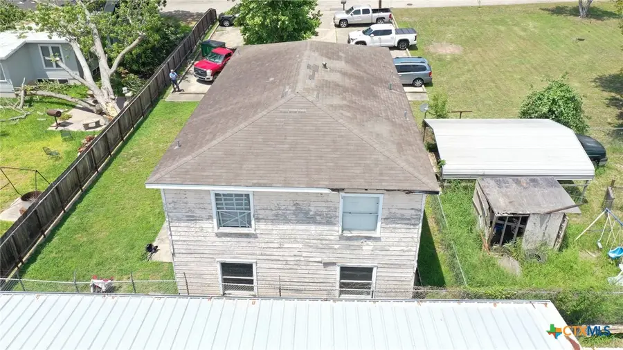 305 E River Street, Victoria, TX 77901 - #3