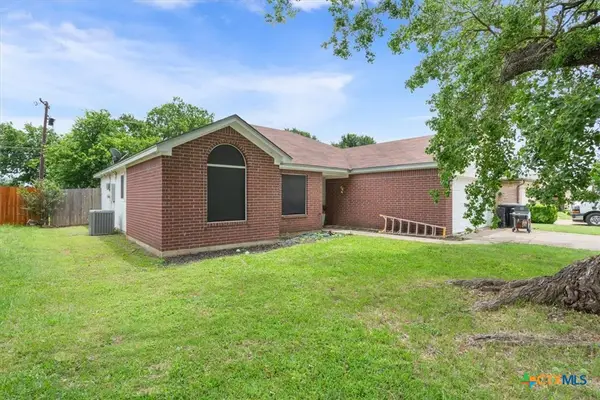 129 Meadowbrook Drive, Temple, TX 76502