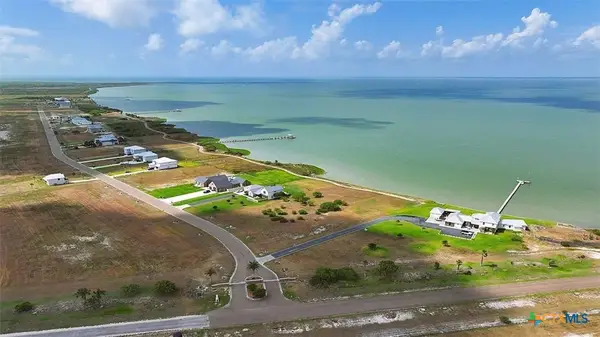 42 Bay Club Drive, Seadrift, TX 77983