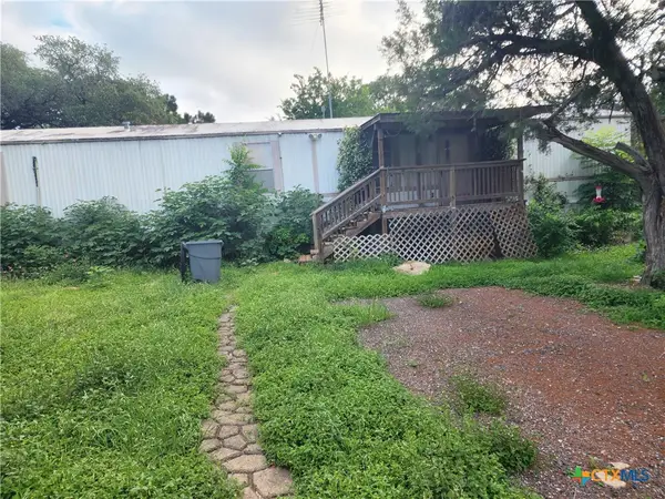 1130 Sir Galahad, Canyon Lake, TX 78133