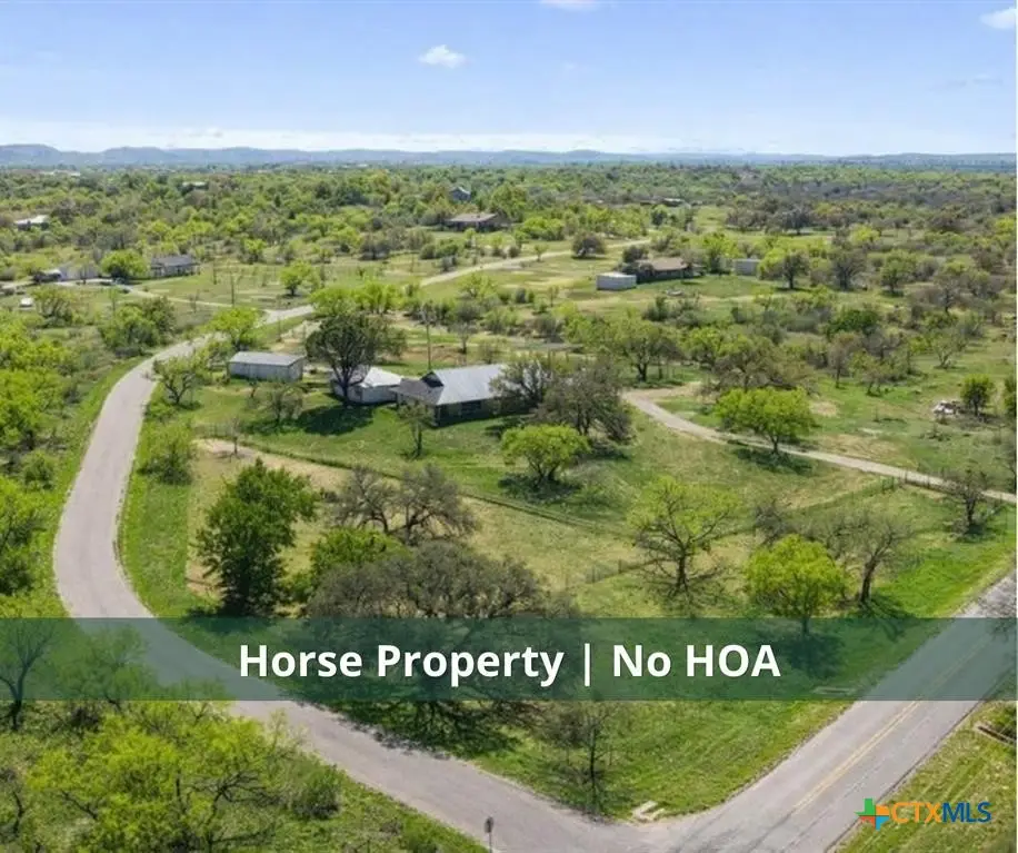3410 W Ranch Road 152, Llano, TX 78643 - #1
