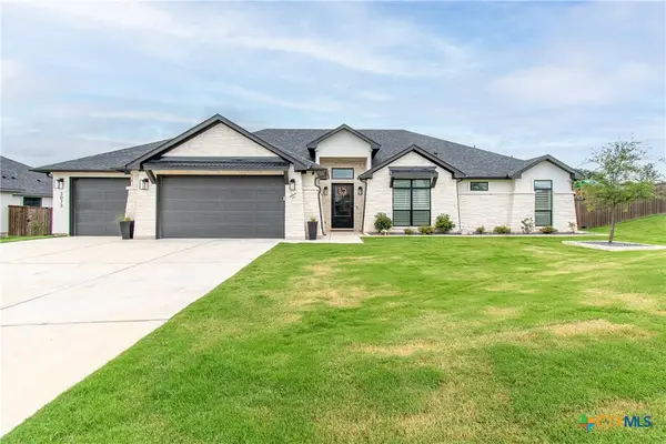 3073 Bella Vita Drive, Nolanville, TX 76559