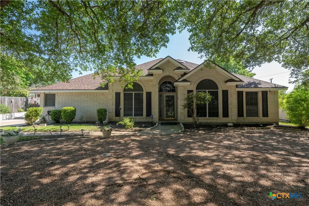 812 Indian Trail, Salado, TX 76571 - #1