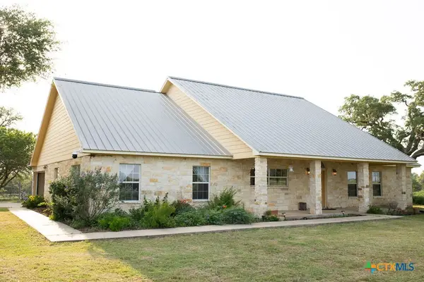 3240 Concrete Edgar Rd, Cuero, TX 77954