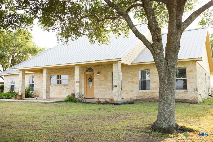 3240 Concrete Edgar Rd, Cuero, TX 77954 - #2