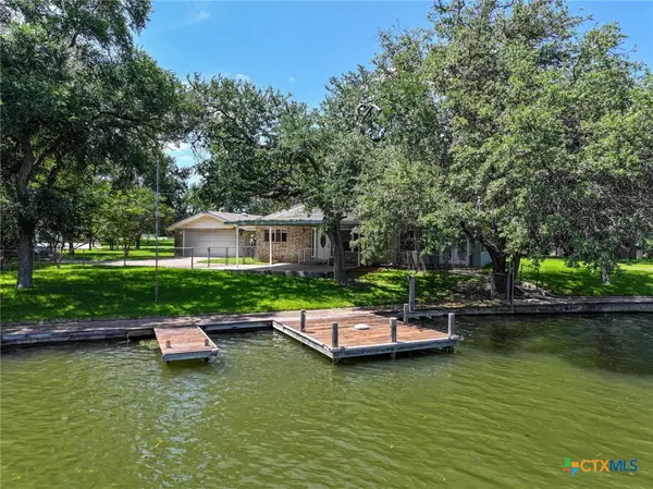 501 Oleander Drive, Marble Falls, TX 78654