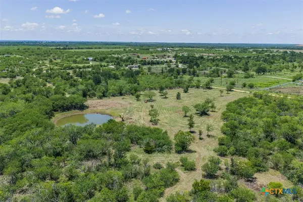 3710 Dry Creek Road, Lockhart, TX 78644