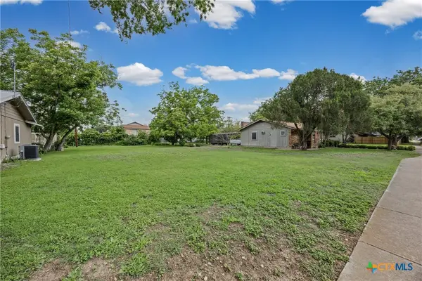 1209 Barbara Drive, San Marcos, TX 78666