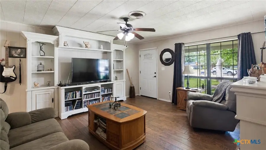 701 Morning Glory Lane, Victoria, TX 77904 - #3