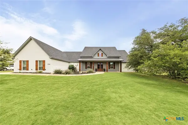 2046 Chalk Mill Crossing, Salado, TX 76571