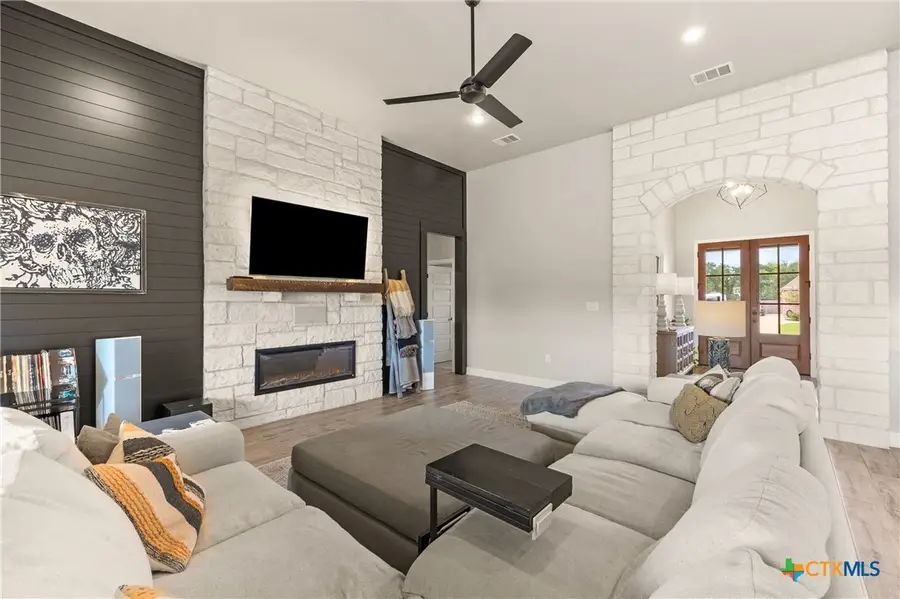 2046 Chalk Mill Crossing, Salado, TX 76571 - #3