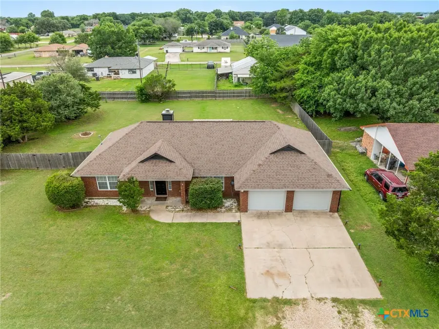 381 Norwood Drive, Woodway, TX 76712 - #2