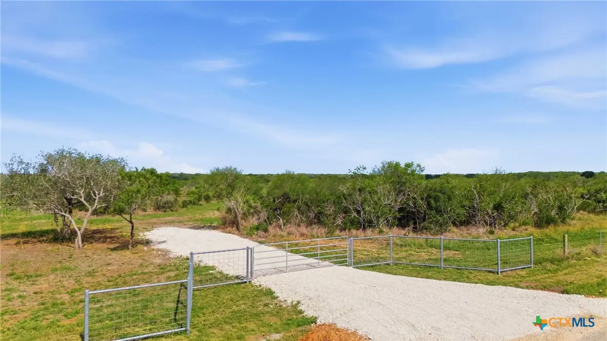 00 Franke Rd, Goliad, TX 77963 - #1