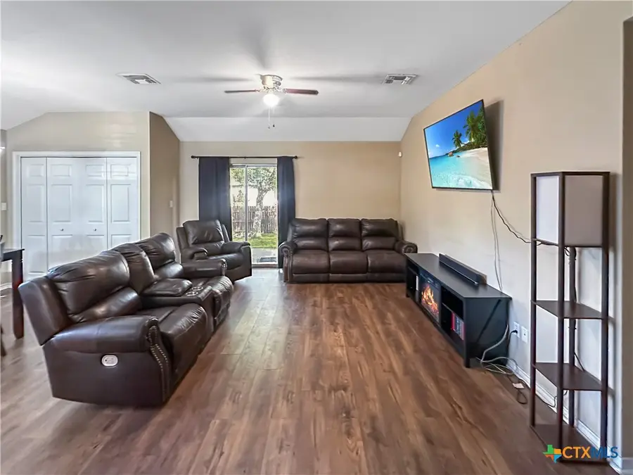 704 S Market Street, Flatonia, TX 78941 - #3