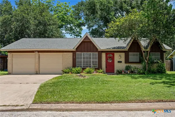 740 Willowick Drive, Port Lavaca, TX 77979