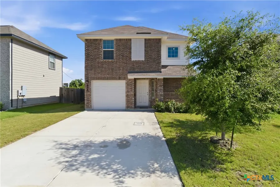604 Saxon Street, Seguin, TX 78155 - #2