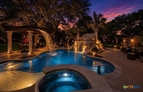 10210 Oak Forest Way, New Braunfels, TX 78132