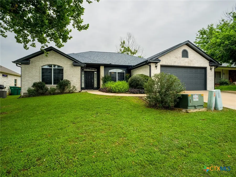408 Spyglass Street, Marble Falls, TX 78654 - #2