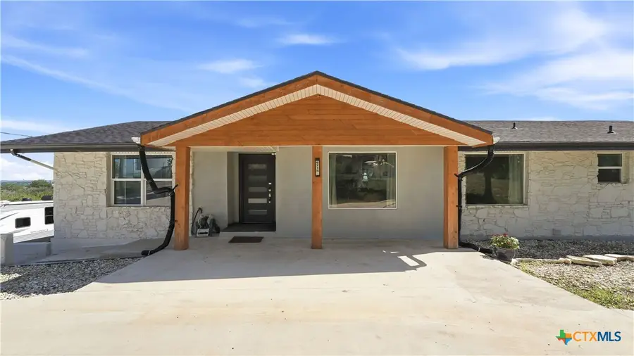 6715 E Queens Crown Street, San Antonio, TX 78233 - #2