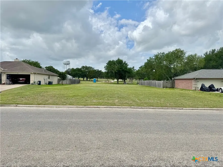 805 E Second Street, Cuero, TX 77954 - #3
