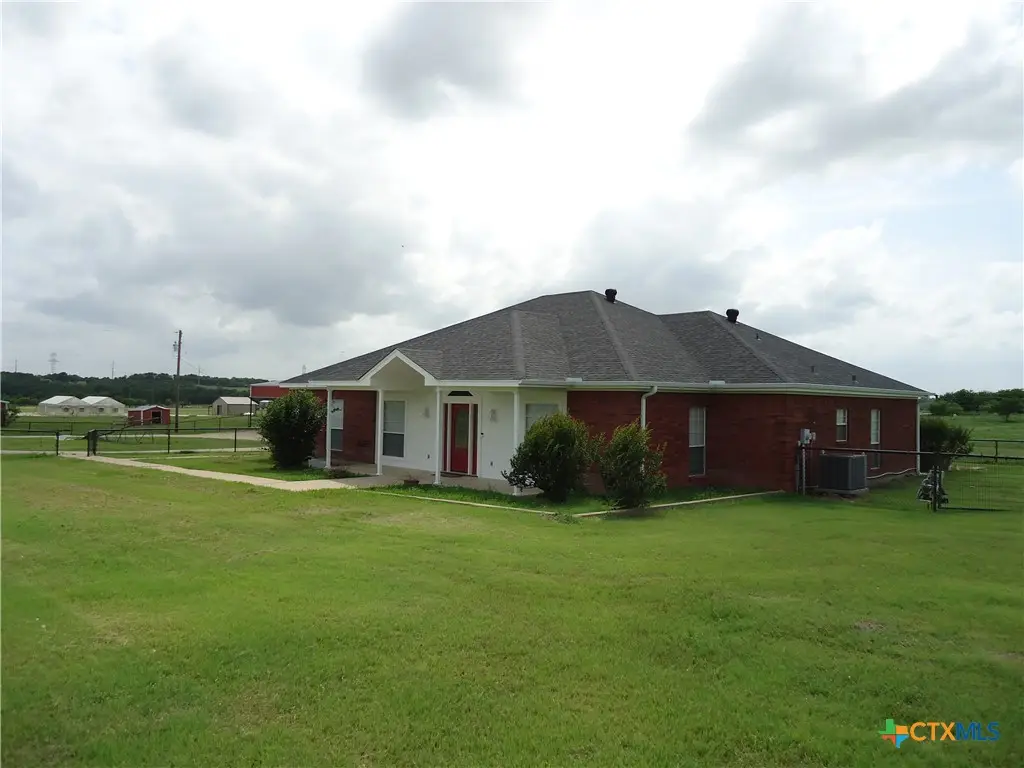 9630 Hunt Hill Road, Rogers, TX 76569 - #1