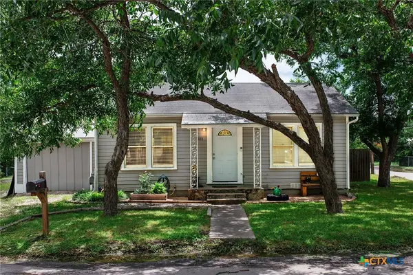 503 Bruns Street, Seguin, TX 78155