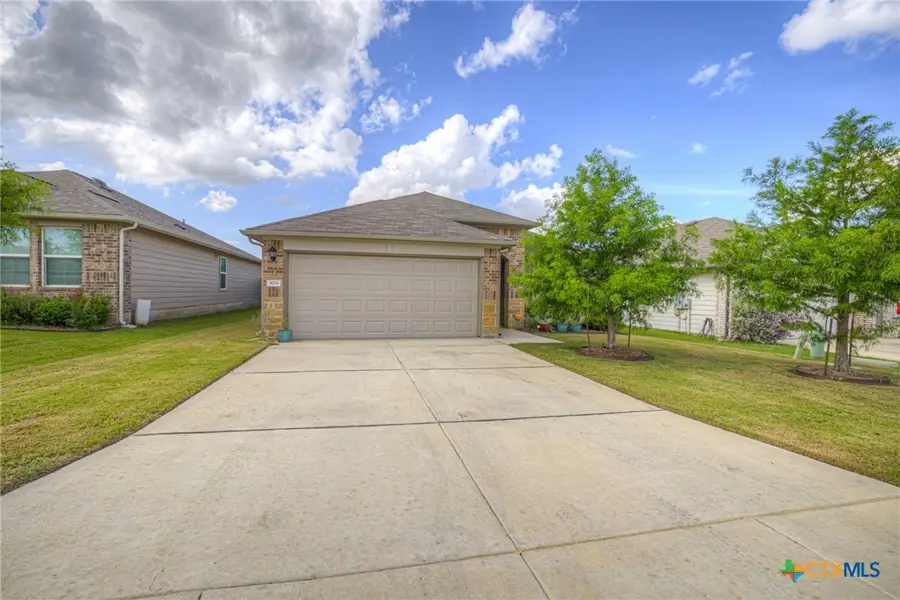 809 Nodding Nixie, Seguin, TX 78155 - #3