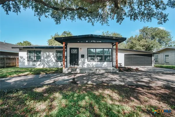 2605 N Ben Jordan Street, Victoria, TX 77901