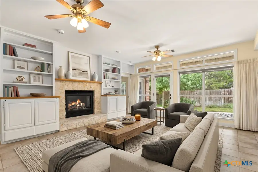 2832 Meadow Breeze, New Braunfels, TX 78132 - #3