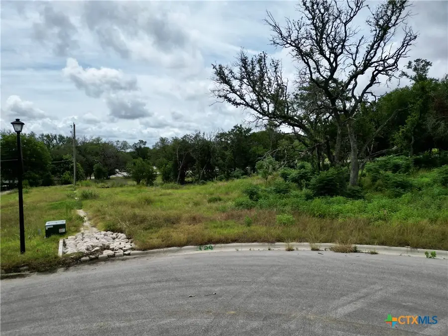 529 25th Avenue, Belton, TX 76513 - #2