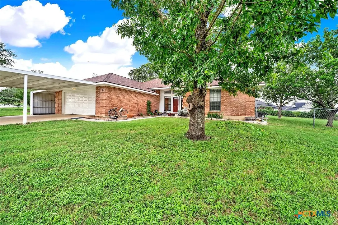 124 Country Gardens Gardens, La Vernia, TX 78121 - #1