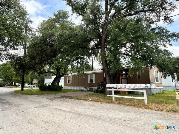1712 Hofheinz Street, San Marcos, TX 78666
