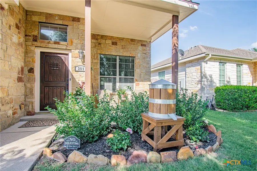 209 Geode Lane, Jarrell, TX 76537 - #2