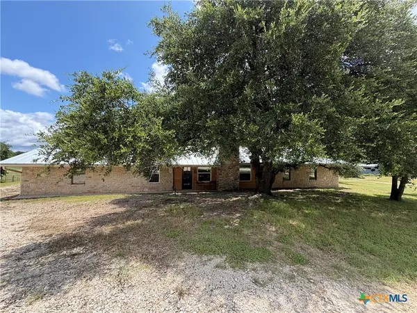 1378 County Road 1045, Lampasas, TX 76550