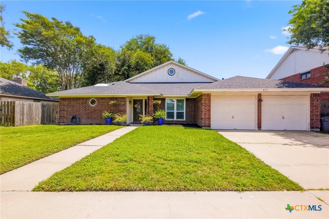 805 Santa Fe, Victoria, TX 77904 - #1