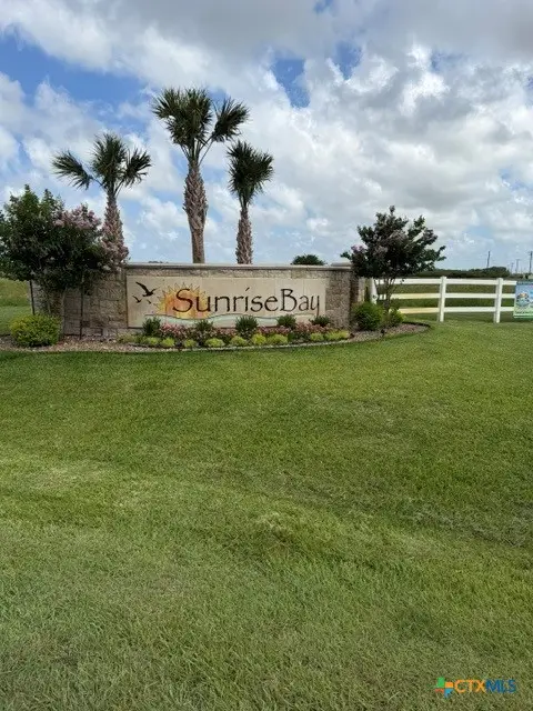 301 Beacon Drive, Port Lavaca, TX 77979 - #1