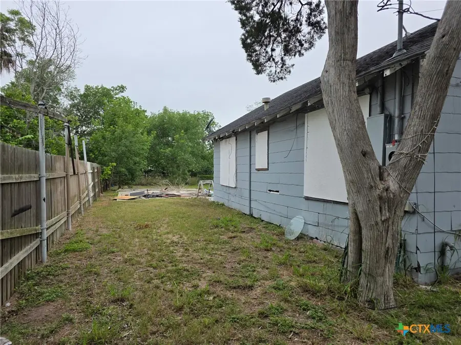 2107 N Levi Street, Victoria, TX 77901 - #2