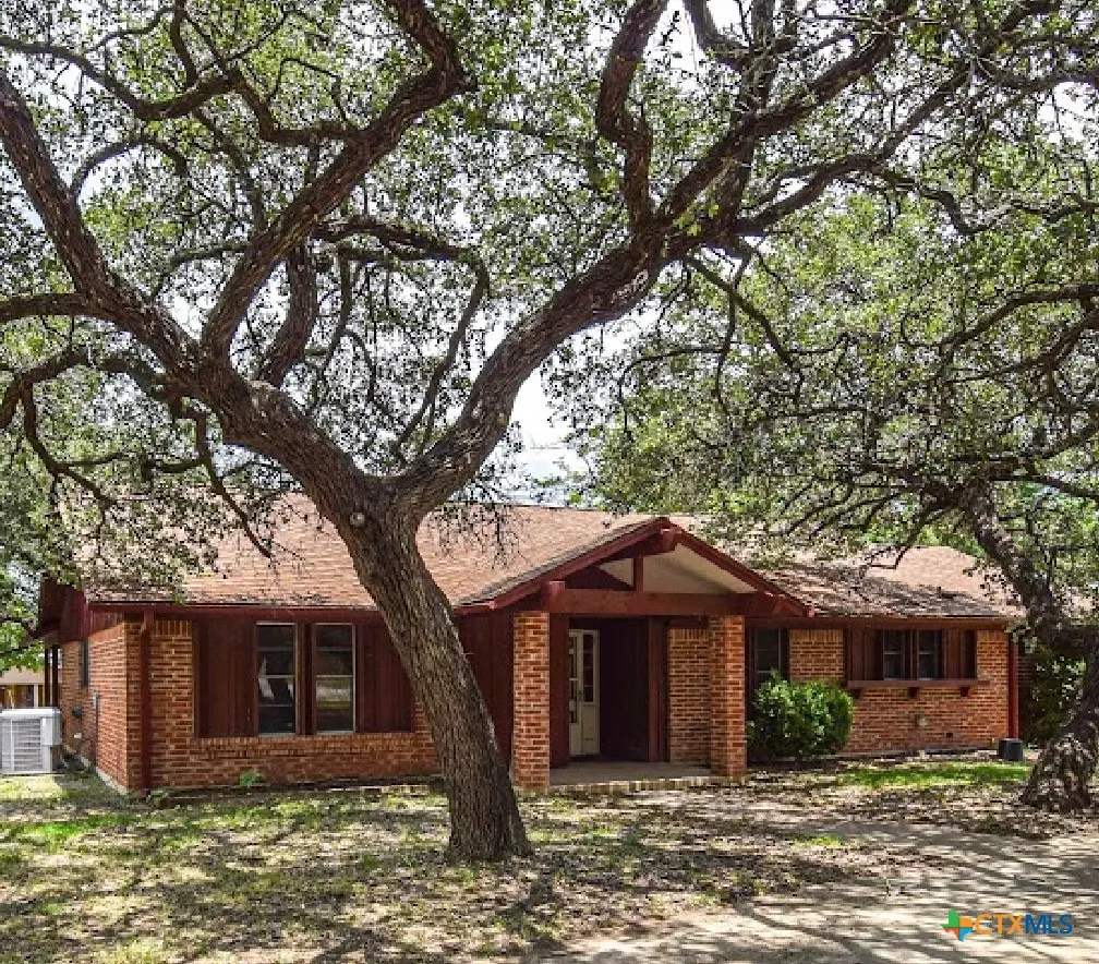 4300 Tahuaya Drive, Harker Heights, TX 76548 - #1