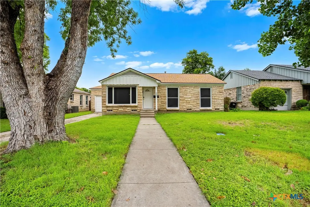 1611 S 33rd Street, Temple, TX 76504 - #1