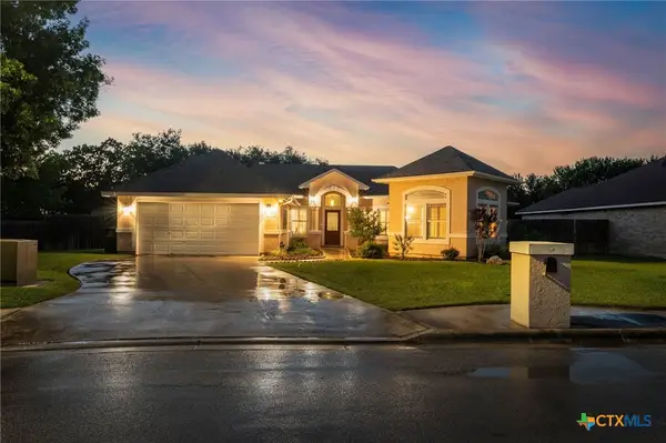 1328 Dime Box Circle, New Braunfels, TX 78130
