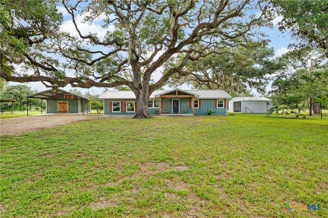 13109 Fm 822, Edna, TX 77957 - #1