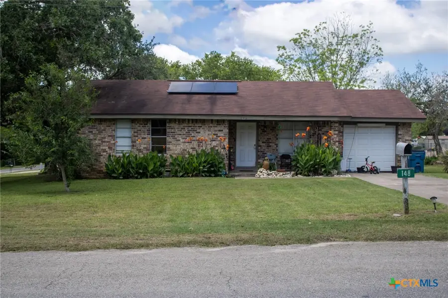 148 S Mount Auburn, Goliad, TX 77963 - #2