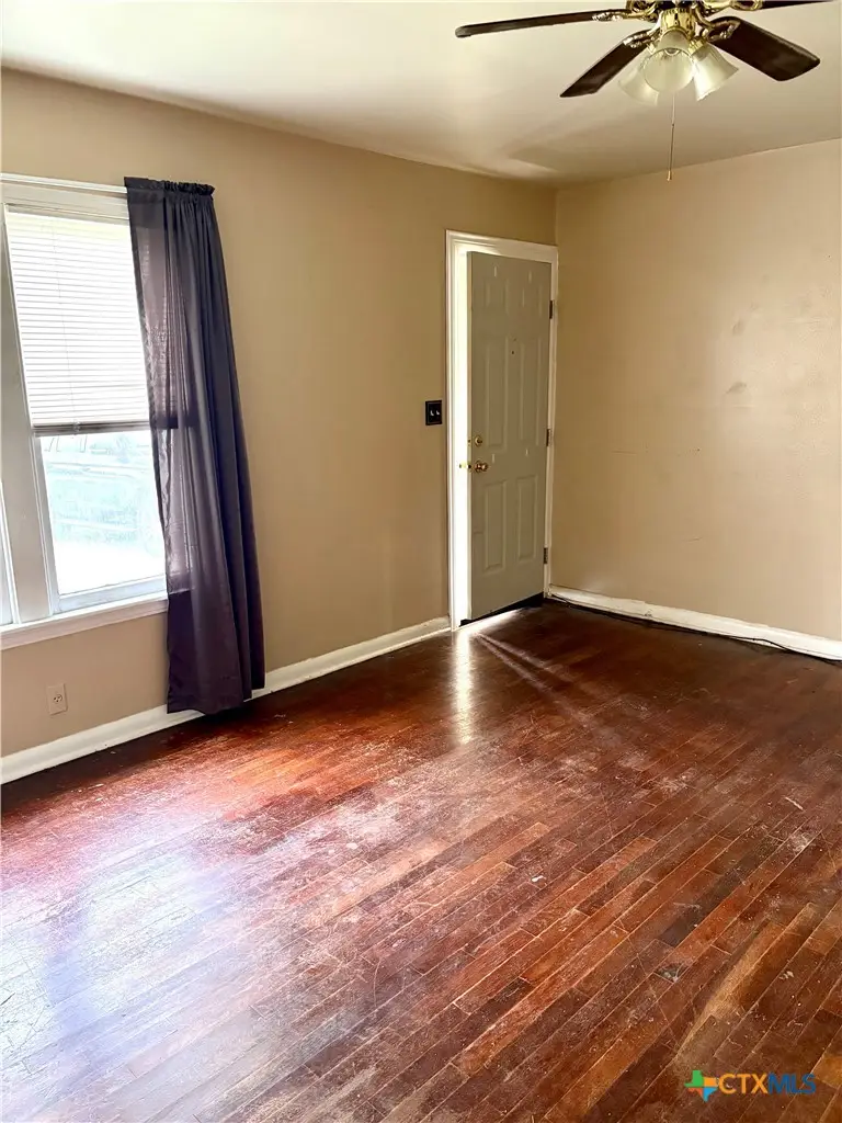 314 E North Street, Goliad, TX 77963 - #3