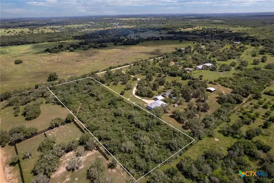 000 W Albrecht Road, Victoria, TX 77905 - #3
