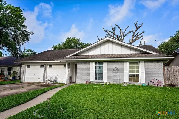 501 Magdalena Drive, Victoria, TX 77904