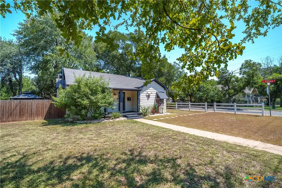 524 E 13th Avenue, Belton, TX 76513 - #3