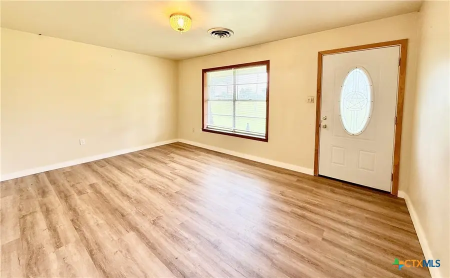 3652 Fm-1822, Edna, TX 77957 - #3