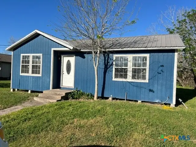 436 Illinois Street, Bloomington, TX 77951 - #1
