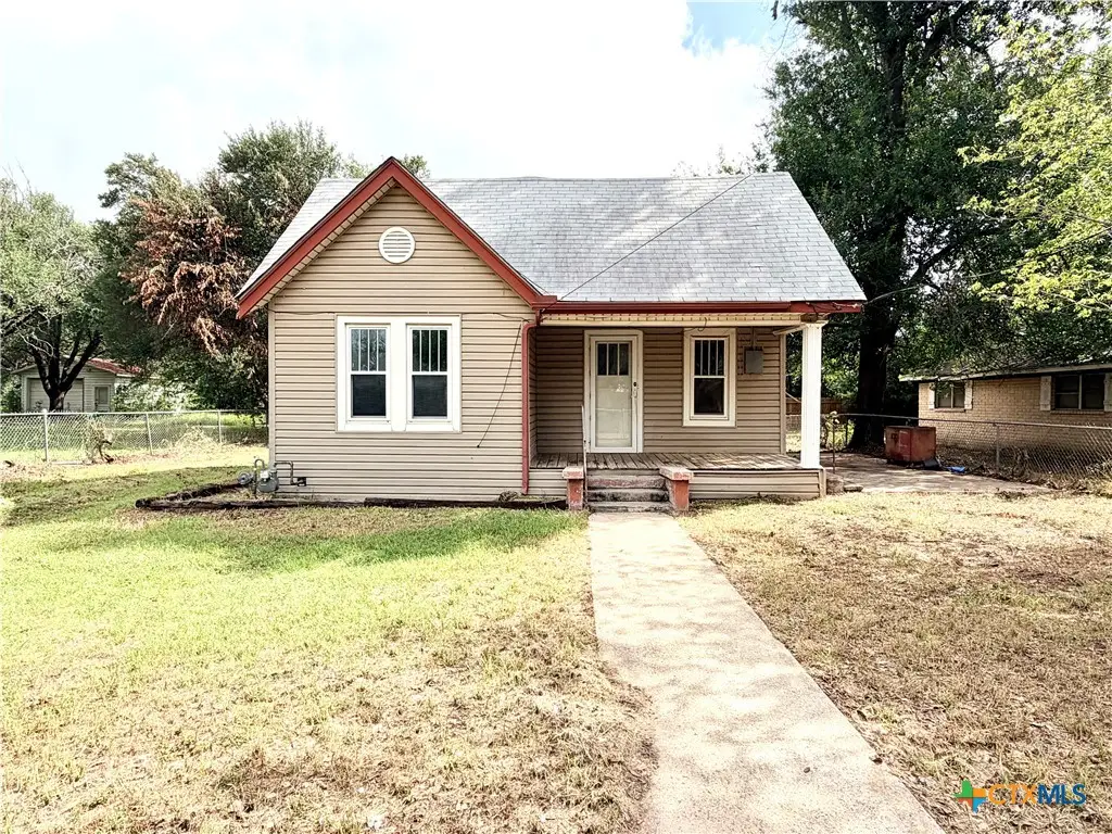 702 E 18th Street, Cameron, TX 76520 - #1